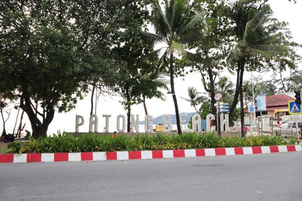 Готель Oyo 343 Wanna Marine Patong Екстер'єр фото