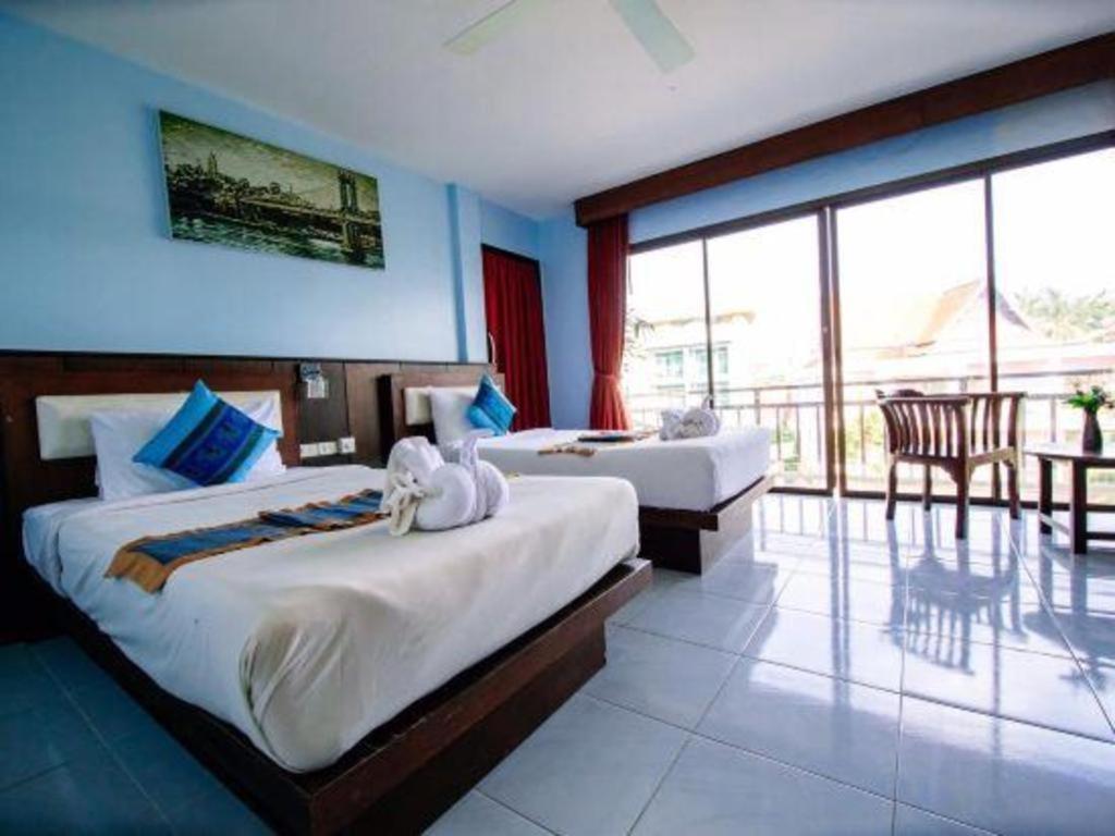 Готель Oyo 343 Wanna Marine Patong Екстер'єр фото