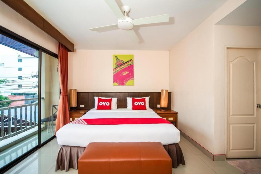Готель Oyo 343 Wanna Marine Patong Екстер'єр фото