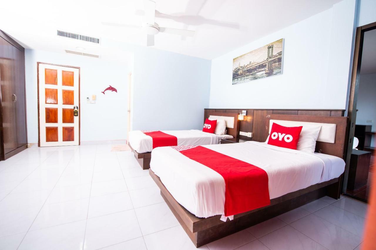 Готель Oyo 343 Wanna Marine Patong Екстер'єр фото